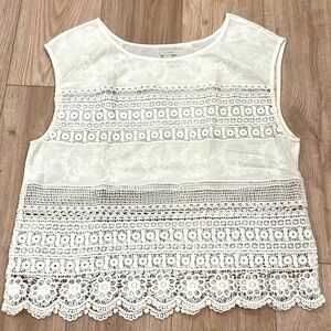 Hinge White Eyelet Embroidered Blouse